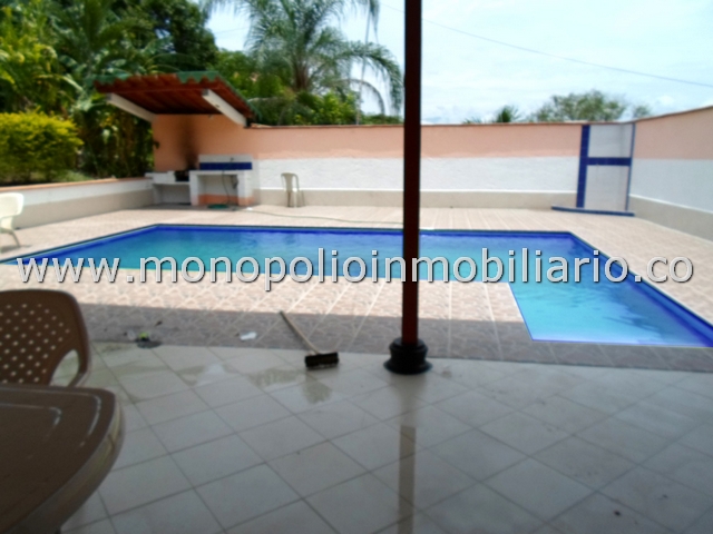 HERMOSA FINCA DE RECREO EN ARRIENDO - SECTOR SAN JERÓNIMO COD: 590
