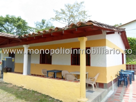FINCA DE RECREO PARA LA RENTA EN SAN JERONIMO COD 592