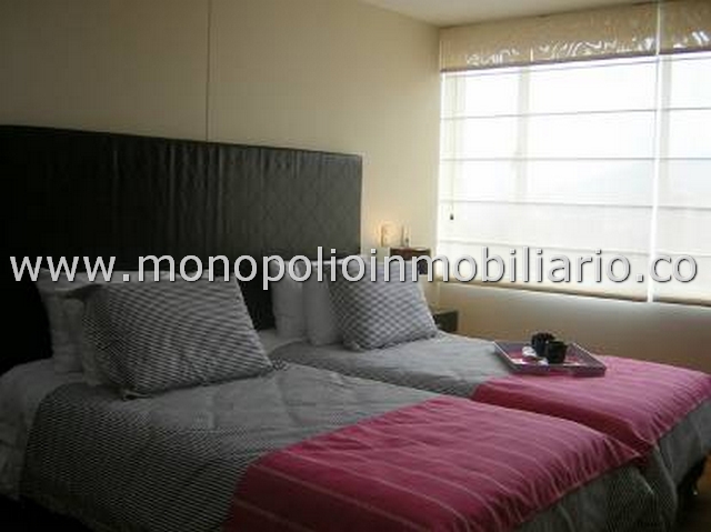 APARTAESTUDIO AMOBLADO EN ALQUILER - EL POBLADO COD: 647