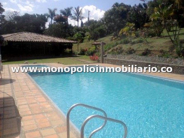 FINCA AMOBLADA PARA ALQUILAR EN COPACABANA COD 2102 FINCA AMOBLADA PARA ALQUILAR EN COPACABANA COD 2102
