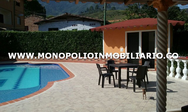 FINCA DE RECREO AMOBLADA PARA LA RENTA SECTOR VALLECITOS EN BARBOSA COD.4411