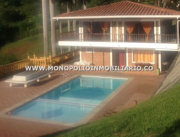 FINCA DE RECREO EN ARRIENDO - SECTOR SANTA BÁRBARA COD: 6802