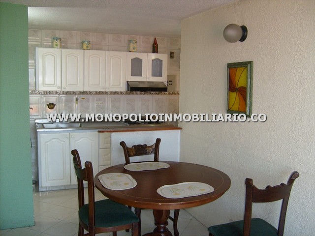 APARTAMENTO AMOBLADO EN ARRIENDO- EL POBLADO LOMA DE SAN JULIAN COD: 11678