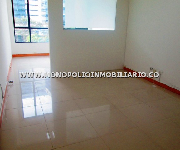 HERMOSO OFICINA EN ARRIENDO - SECTOR MILLA DE ORO COD: 15952