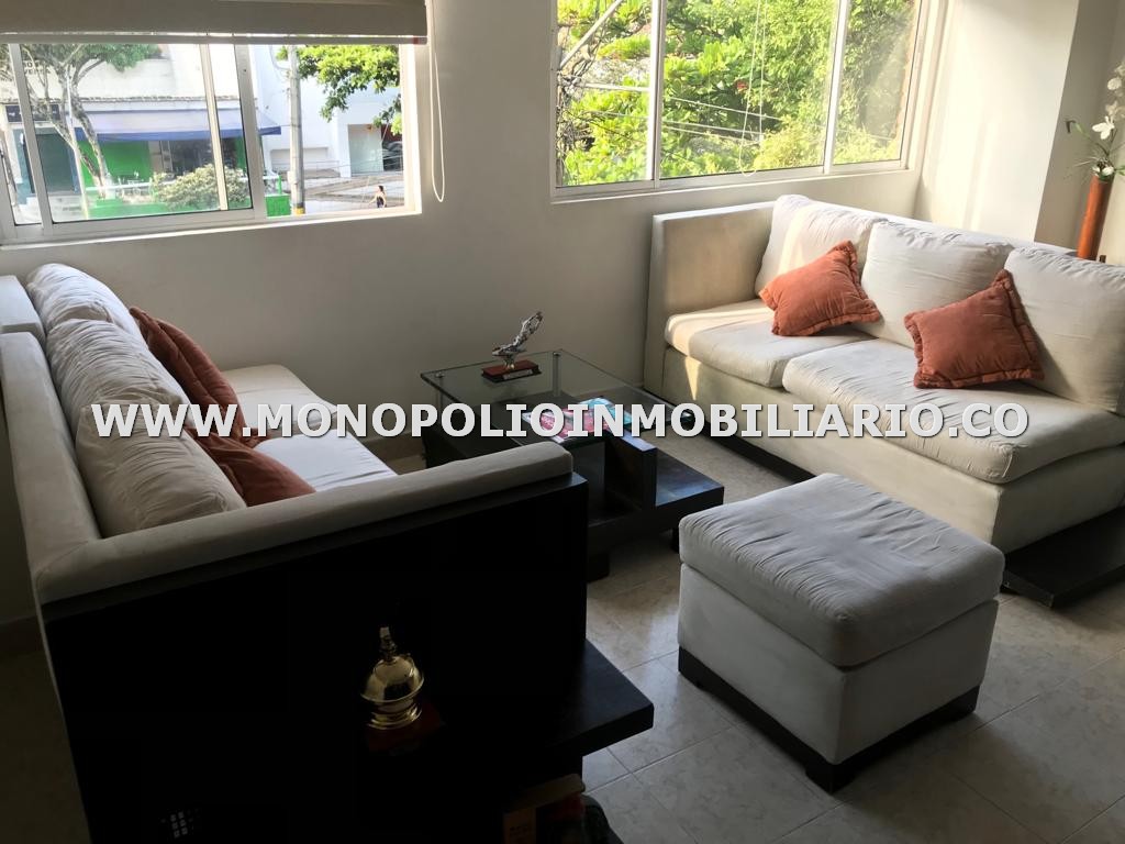 APARTAMENTO AMOBLADO EN ARRIENDO - SECTOR LAURELES COD: 17525
