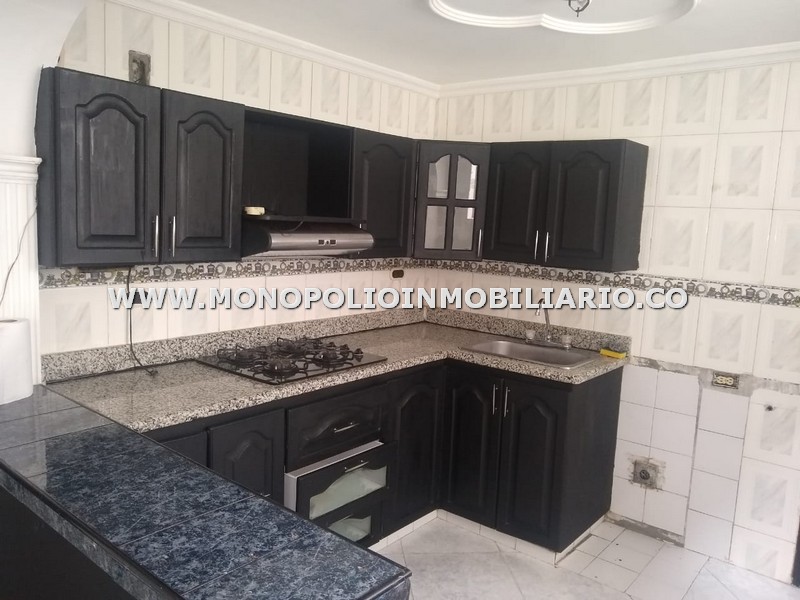 APARTAMENTO EN ARRENDAMIENTO - SECTOR CONQUISTADORES COD: 21193