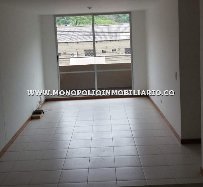 APARTAMENTO EN VENTA - SECTOR LOS COLORES COD: 21920