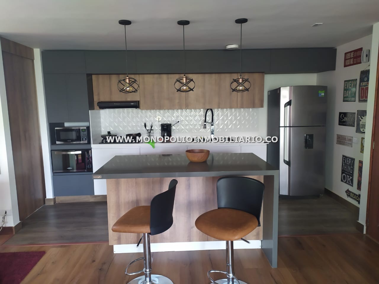 APARTAMENTO AMOBLADO EN ARRIENDO - SECTOR LOS NARANJOS COD: 22798