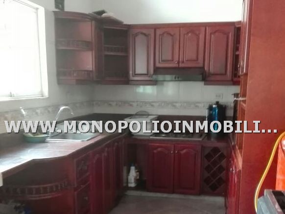 CASA FINCA AMOBLADA EN ARRIENDO - SECTOR VEREDA ISAZA COD: 22894