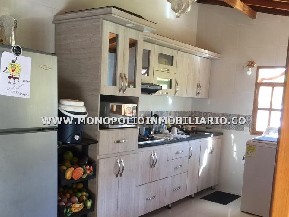 APARTAMENTO AMOBLADO EN ARRIENDO - SECTOR GUATAPE COD: 22959