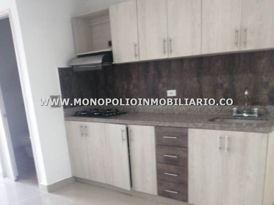 APARTAMENTOS EN VENTA - SECTOR ZONA CENTRO, ENVIGADO COD: 23380