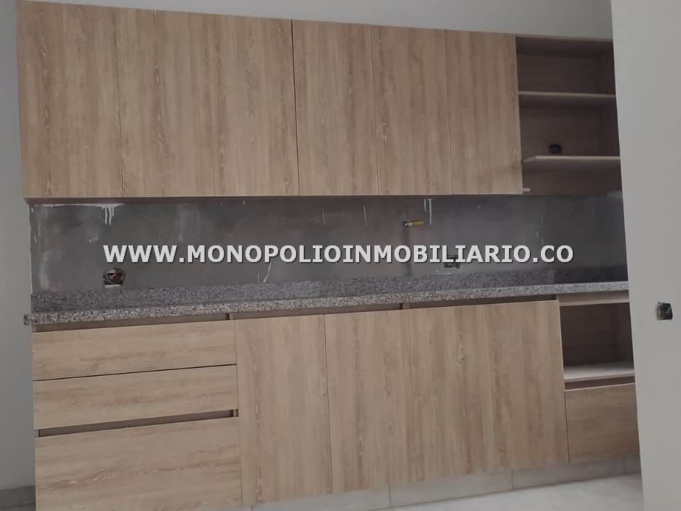 APARTAMENTO EN VENTA - SECTOR EL RETIRO  COD: 23782
