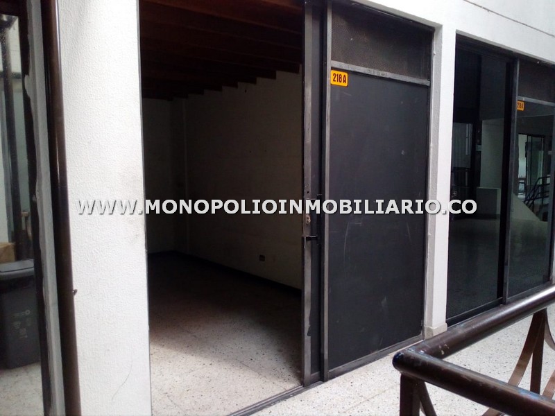 LOCAL DÚPLEX EN ARRIENDO - SECTOR EL ESTADIO COD: 24062