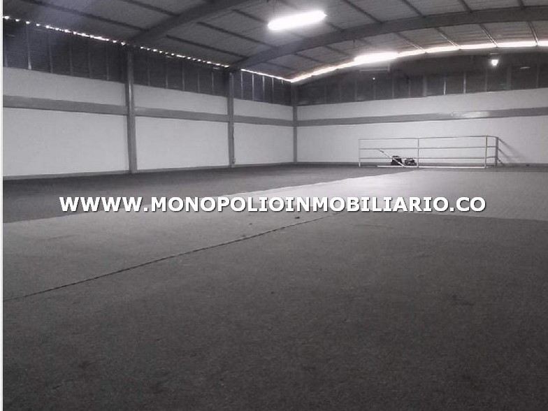 BODEGA EN ARRIENDO - SECTOR SANTA MARIA, ITAGÜI COD: 25762