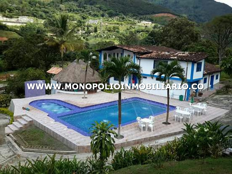 FINCA DE RECREO AMOBLADA EN ARRIENDO - SECTOR BARBOSA COD: 25810