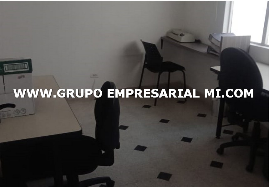 CASA COMERCIAL EN ARRENDAMIENTO - SECTOR OBELISCO COD: 26302 CASA COMERCIAL EN ARRENDAMIENTO - SECTOR OBELISCO COD: 26302