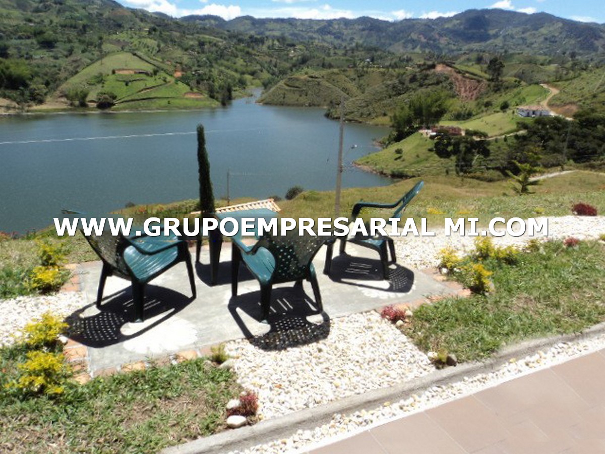 GRANDIOSA FINCA DE RECREO EN ARRIENDO - SECTOR GUATAPE COD: 230