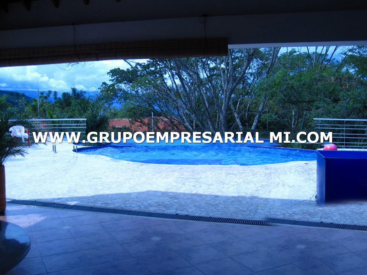 FINCA DE RECREO EN ARRIENDO - SECTOR LLANO ARRIBA COD: 233