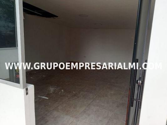 ACOGEDORA OFICINA EN ARRENDAMIENTO - SECTOR BELÉN, LOS ALPES COD: 17895