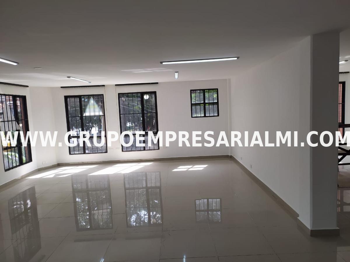 INCREÍBLE OFICINA EN ARRIENDO - SECTOR SURAMERICANA COD: 18288