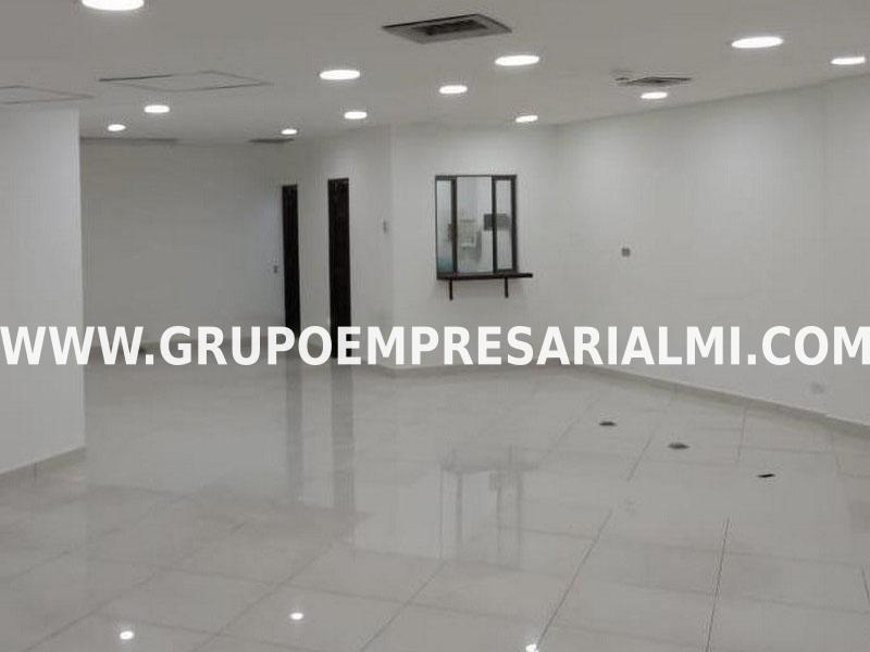 AMPLIO LOCAL EN ARRIENDO - SECTOR CONQUISTADORES COD: 20906