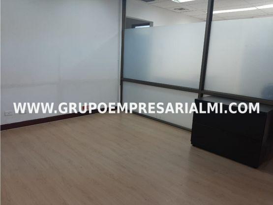 OFICINA EN VENTA - SECTOR MILLA DE ORO, EL POBLADO COD: 21674