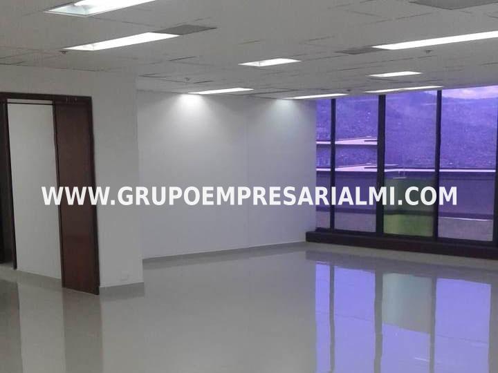 OFICINA EN VENTA - SECTOR CENTRO DE LA CIUDAD COD: 22739