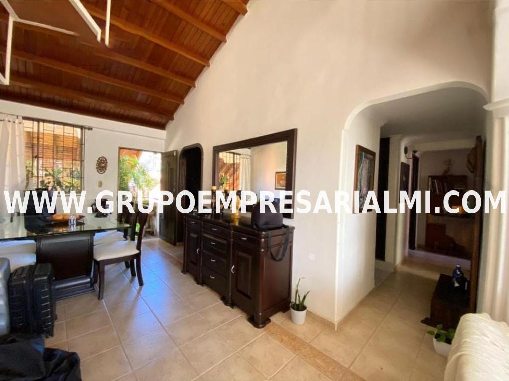 APARTAMENTO DUPLEX EN VENTA - SECTOR MIRAFLORES, BUENOS AIRES COD: 25444