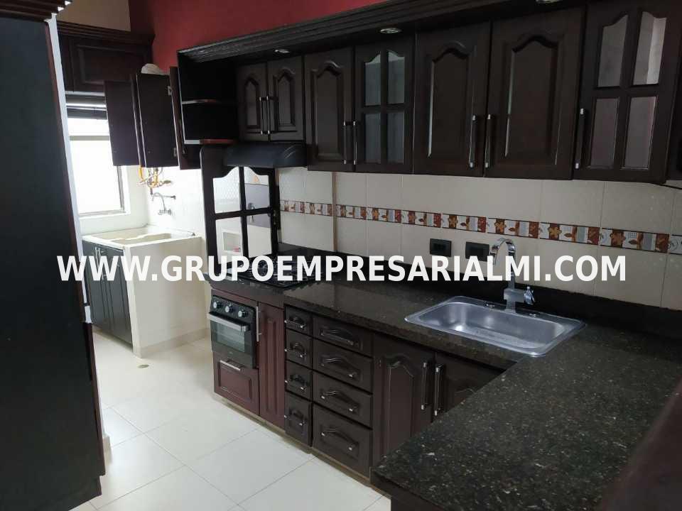 HERMOSO APARTAMENTO EN VENTA - SECTOR LAURELES  COD: 29210