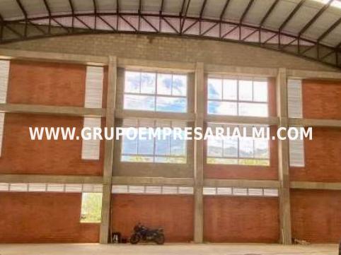 ESPECTACULAR BODEGA EN ARRIENDO - SECTOR GIRARDOTA COD: 29753