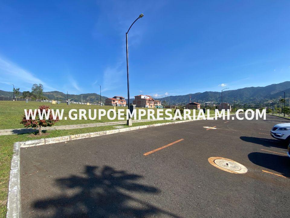 ESPECTACULAR LOTE EN VENTA - CARMEN DE VIBORAL COD: 29761