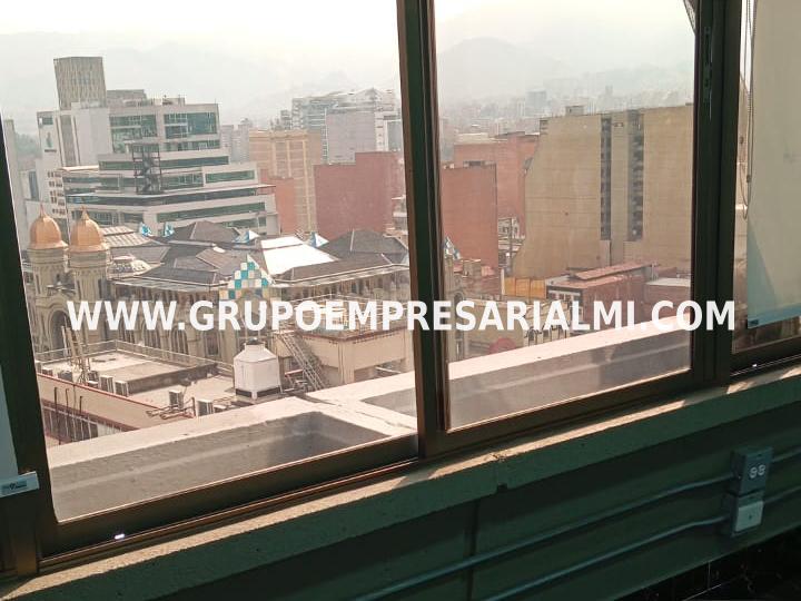 FABULOSA OFICINA EN ARRIENDO - SECTOR CENTRO MEDELLÍN COD: 29838