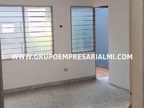 HERMOSA OFICINA  EN ARRIENDO - SECTOR LA AMÉRICA COD: 29906