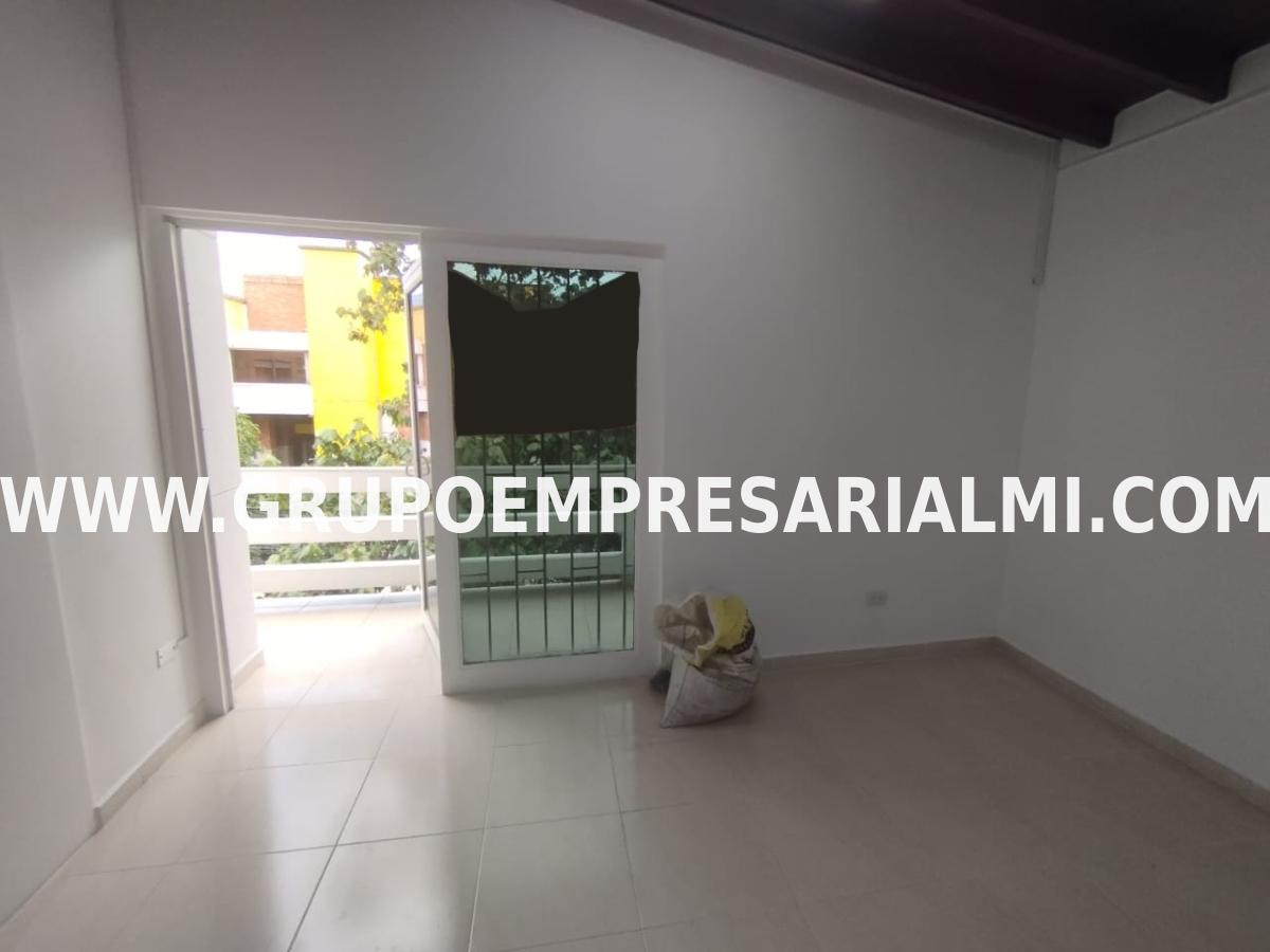 GRANDIOSA OFICINA EN ARRIENDO - SECTOR SURAMERICANA COD: 29928