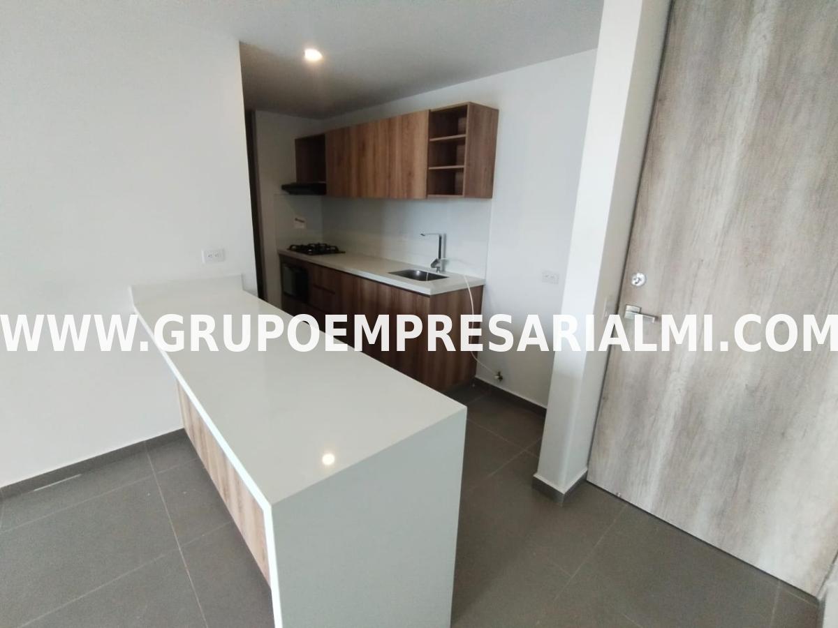 BONITO APARTAMENTO  EN ARRIENDO - SECTOR BOSQUES DEL RÍO  COD: 29931