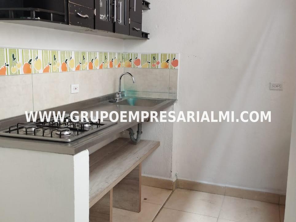 ESPECTACULAR CASA DÚPLEX EN VENTA - SECTOR EL DIAMANTE COD: 30122