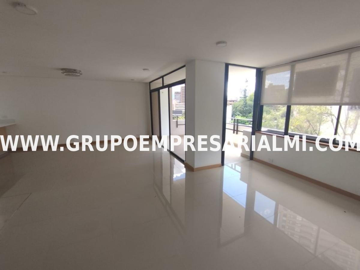 MAGNÍFICO APARTAMENTO EN ARRIENDO - SECTOR POBLADO COD: 30189