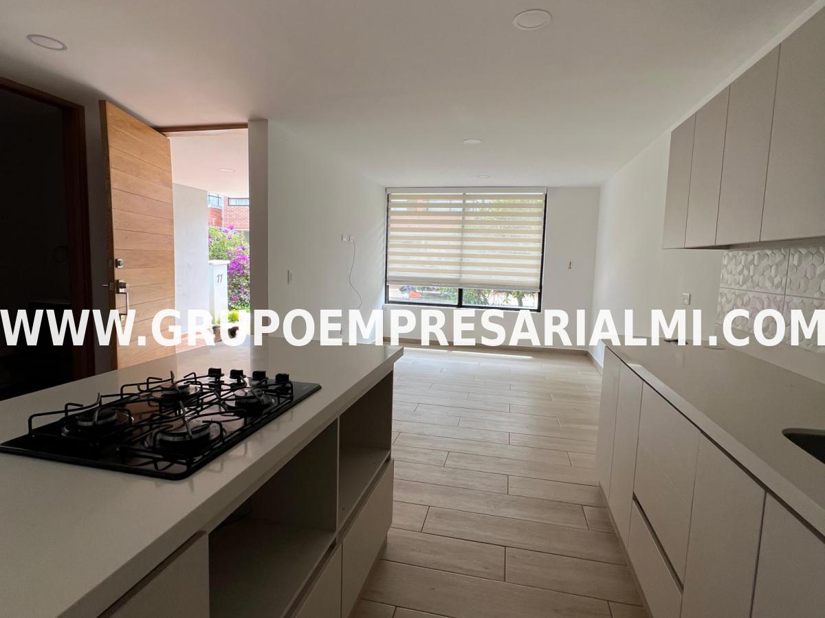 MARAVILLOSA CASA EN ARRIENDO - SECTOR LA CEJA COD: 30228