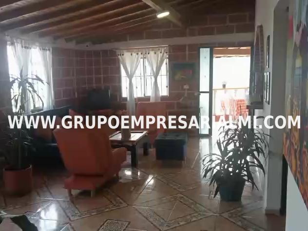 CASA FINCA AMOBLADO EN RENTA  - SECTOR SAN SEBASTIÁN COD: 30434