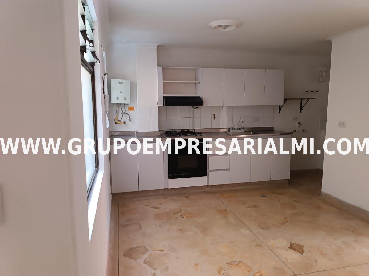 ACOGEDOR APARTAESTUIDO EN VENTA - SECTOR SIMÓN BOLÍVAR COD: 30590