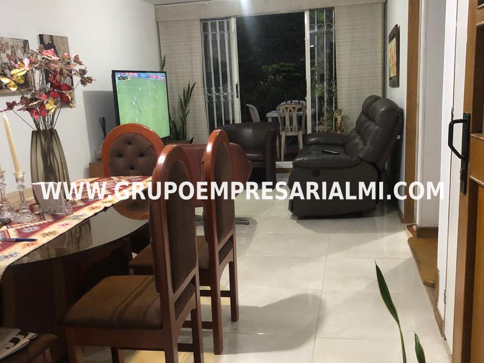 MARAVILLOSA CASA BIFAMILIAR EN VENTA - SECTOR LA MOTA  COD: 30640