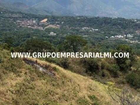 AGRADABLE LOTE EN VENTA - SECTOR SOPETRAN COD: 31089 AGRADABLE LOTE EN VENTA - SECTOR SOPETRAN COD: 31089