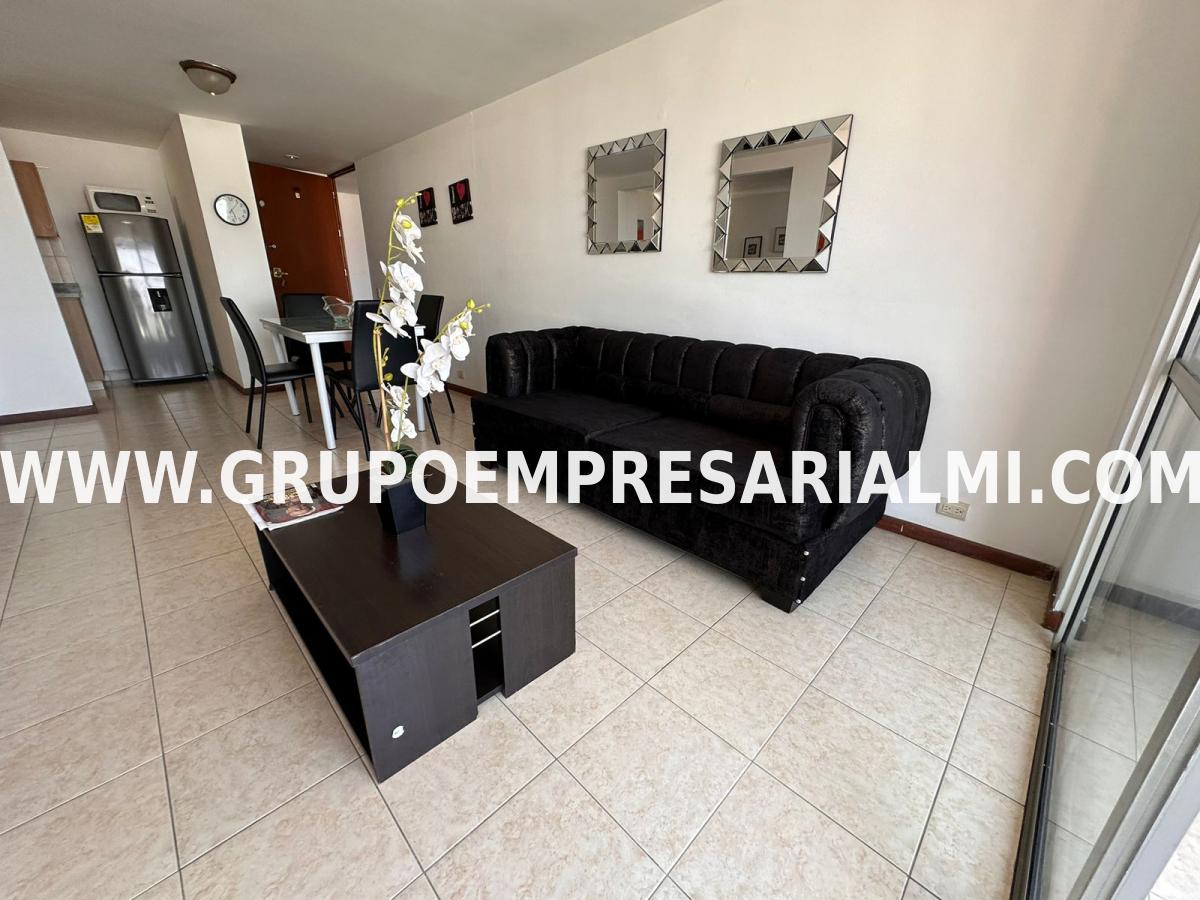 APARTAMENTO AMOBLADO EN ARRIENDO - SECTOR EL POBLADO COD: 8328