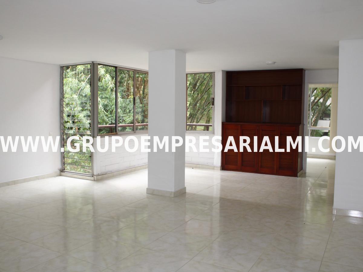 AMPLIO APARTAMENTO EN ARRIENDO - SECTOR LA AGUACATALA COD: 10089