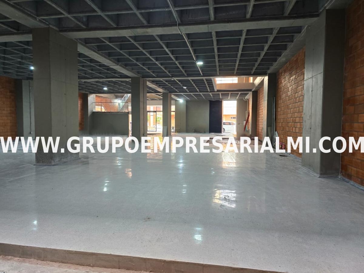 AMPLIA BODEGA EN ARRIENDO - SECTOR LA CANDELARIA COD: 31923 AMPLIA BODEGA EN ARRIENDO - SECTOR LA CANDELARIA COD: 31923
