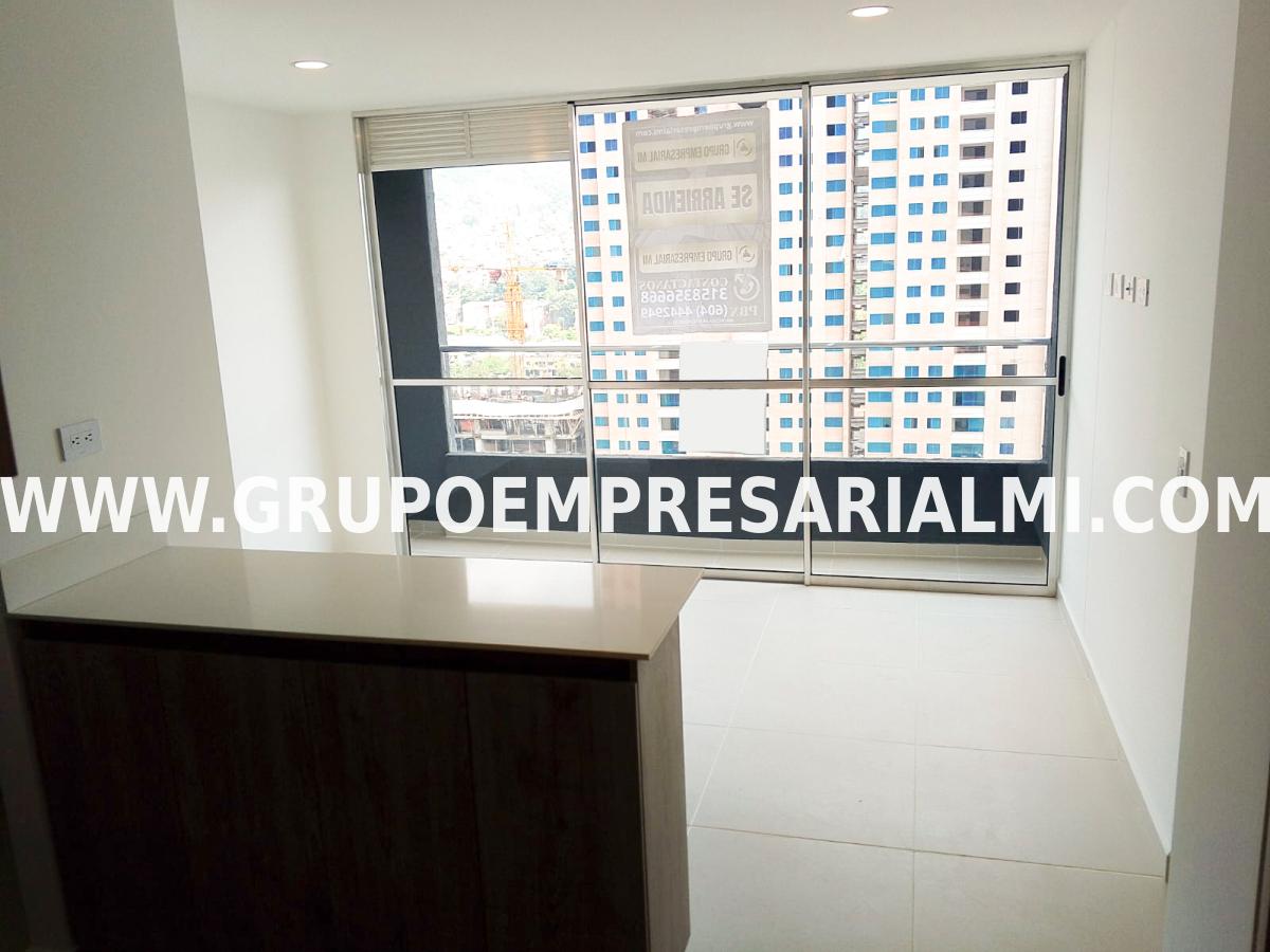BONITO APARTAMENTO EN ARRIENDO - SECTOR LA ESMERALDA COD: 31979