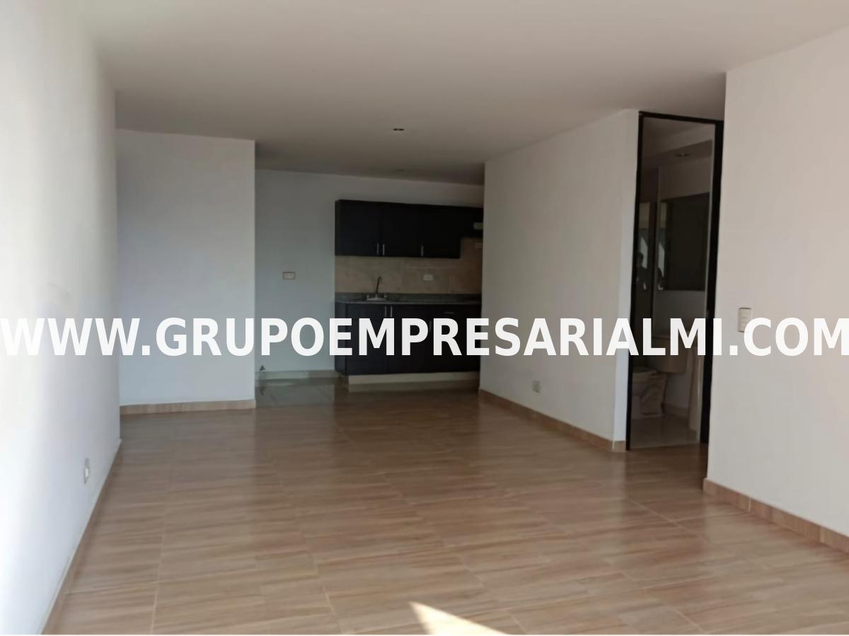 HERMOSO APARTAMENTO EN ARRIENDO - SECTOR LOS BALSOS COD: 32044