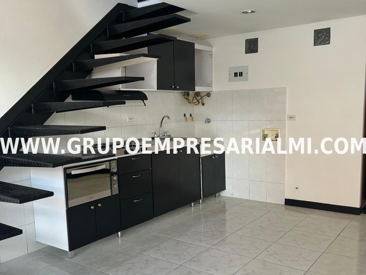 APARTAMENTO DÚPLEX EN ARRIENDO - SECTOR MIRAVALLE COD: 32407