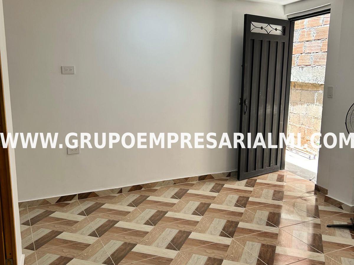 HERMOSO APARTAESTUDIO EN VENTA - SECTOR TRAPICHE COD: 32746