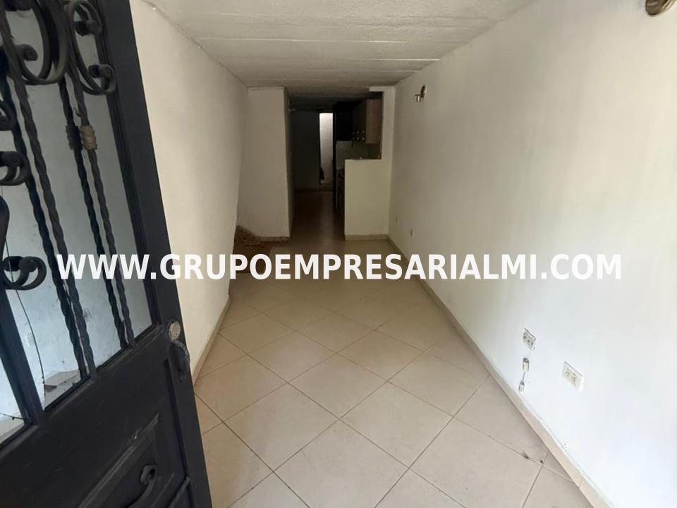 GRANDIOSA CASA BIFAMILIAR EN VENTA - SECTOR RINCÓN  COD: 32947